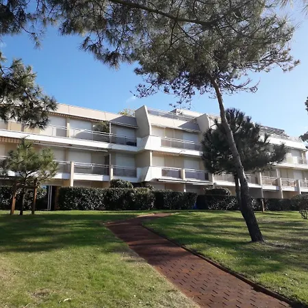 Studio Tout Equipe Avec Parking Et Wifi A226 Apartment